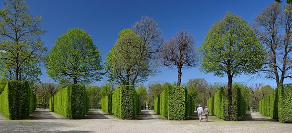 42_Apollo_in_bosquet_Fächer,_gardens_of_Schönbrunn_03